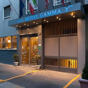 Hotel Gamma, Mediolan